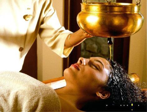 Massage Ayurvédique : En dehors du Temps  Centre de bien-être Ayurvédique £ Prana-énergy ( f )